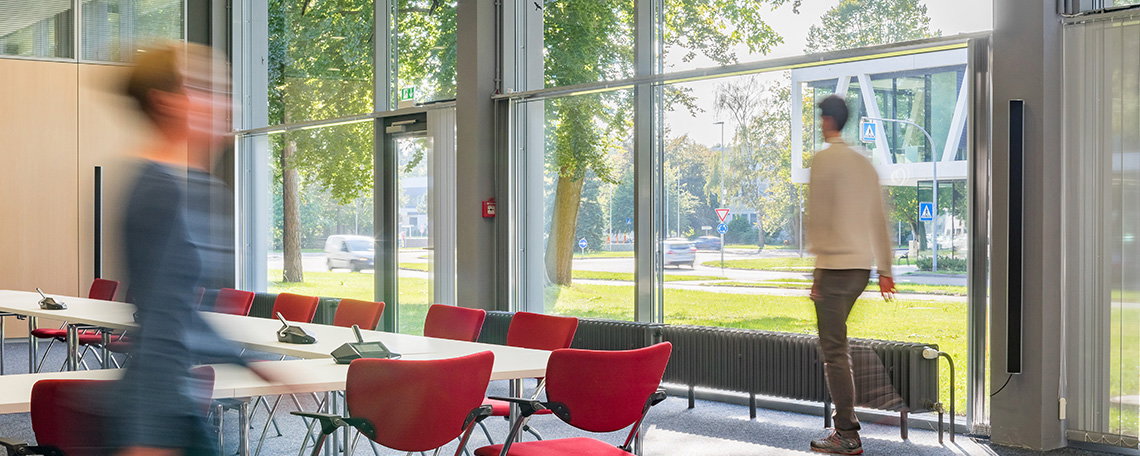 FIZ Karlsruhe - Leibniz-Institut für Informationsinfrastruktur