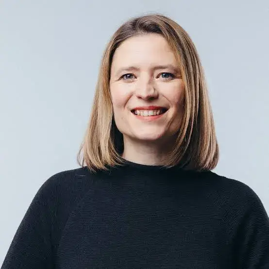 Porträt Dr. Hanna Proner